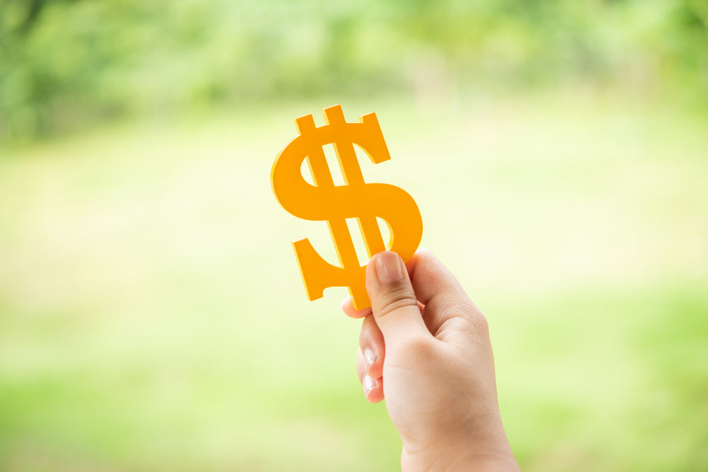How to Calculate the True Cost of a Service (And Why Many Stylists Lose Money Without Knowing It)